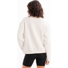 Justever Bisiklet Yaka Basic Kalıp Ekru Kadın Sweatshirt Eşofman Üstü - Aura