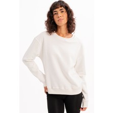 Justever Bisiklet Yaka Basic Kalıp Ekru Kadın Sweatshirt Eşofman Üstü - Aura
