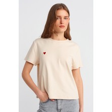 Nazen Giyim Kalp Baskılı Kısa Kollu Taş Kadın T-Shirt 30584-2Y5