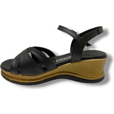 C-Shoes KA02-25 Deri Anatomik Yanları Açık Dolgu Topuk Kadın Sandalet
