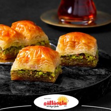 Güllüoğlu Fıstıklı Baklava 1kg.