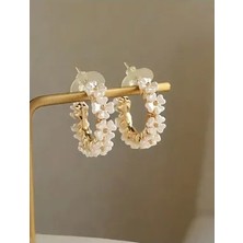 Fleur D’or – Zarif Çiçekli Halka Küpe