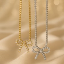 Milena Blake Sunar: "the Glow You Deserve"
