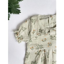 Minicixbebe Müslin Kumaş Haki Fiyonklu ve Çiçek Desenli Kız Bebek Yazlık Tulum