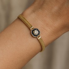 Milena Blake Kadın Paslanmaz Çelik Gold Renk Siyah Taş Detaylı Örgü Kordon Bileklik – Noir Éclat Model