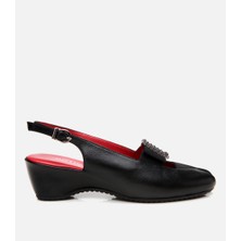 Hotiç Kadın Deri Siyah Tokalı Esnek Dolgu Topuklu Sandalet