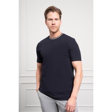  Erkek Lacivert Trend Bisiklet Yaka Dinamik Fit T-Shirt