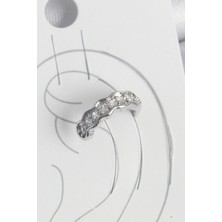 Pirinç Gümüş Renk Zirkon Taşlı Kıkırdak Model Kadın Küpe - EBJ250522W34168