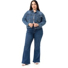 Büyük Beden Göğüsten Çift Cepli Kısa Mavi Denim Ceket