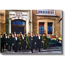 Atatürk ve TBMM - Cumhuriyet'in Kalbi Kanvas Tablo