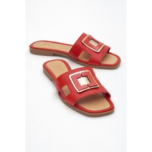 Millie Kırmızı Hakiki Deri Tokalı Kadın Terlik