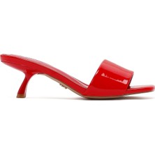 Kadın Kırmızı Kısa Ince Topuklu Terlik 25SFE451316