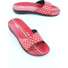 Yazlık Kadın Puantiyeli Terlik