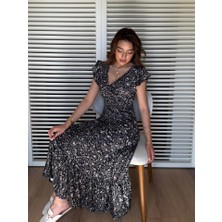 Kadın Kısa Kollu Kruvaze Yaka Beli Lastikli Çiçek Desenli Elbise