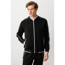 Erkek Hakim Yaka Kol Ucu ve Eteği Çizgili Eşofman Üstü Siyah