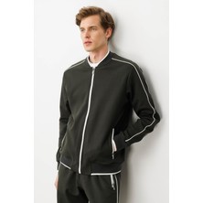 Erkek Hakim Yaka Kol Ucu ve Eteği Çizgili Eşofman Üstü K.haki