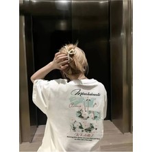 Shoprise Kadın Çiçekli Baskılı Beyaz Oversize Kısa Kollu TShirt Günlük Kullanım İçin Rahat Tasarım