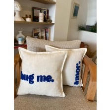 Hug Me - Amor Yazılı Punch Işlemeli 2li Kırlent Kılıfı Seti- 43X43CM - 2li Punch Kırlent Kılıfı Seti