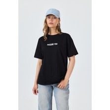 Siyah Yazı Baskılı Pamuklu Oversize Tişört 2150-6M