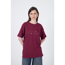 Bordo Yazı Baskılı Oversize Pamuklu Tişört 2150-32M