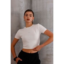 Kadın Ekru Bisiklet Yaka Crop T-Shirt - 169
