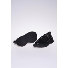 Siyah Rugan Deri Kadın Loafer Ayakkabı