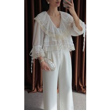 Kadın Ekru Dantel ve Bağlama Detaylı Peplum Şifon Bluz