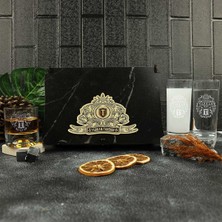 Ahşap Kutulu Arma Tasarımlı Kişiye Özel Rakı & Taşlı Viski Kadehi Seti