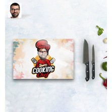 Kişiye Özel Erkek Chef Karikatürlü Cam Kesme ve Sunum Tablası 20X30CM Model 11