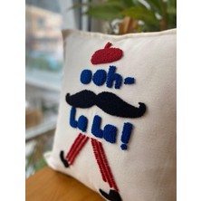 Oh La La Desenli Punch Işlemeli Pamuklu Kırlent Kılıfı - Dekoratif Punch Kırlent Kılıfı- 43X43CM
