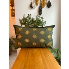 Gold Göz Nakış Işlemeli Dekoratif Dikdörtgen Haki Yeşil Kırlent Kılıfı - Nakış Kırlent Kılıfı - 30X50CM