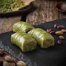 Fıstıklı Sarma Tepsi