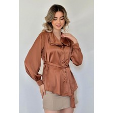 Nidam Butik Kahverengi Yakası Fırfırlı Kuşaklı Saten Gömlek