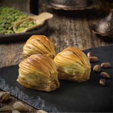 Midye Baklava