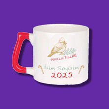 Kişiye Özel Kuş ve Mutlu Yıllar Tasarımlı Isme Özel Hediye Kırmızı Kulplu Kupa Bardak