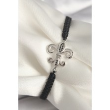 Pirinç Gümüş Renk Zirkon Taş Işlemeli Zambak Model Asansörlü Makrome Model Kadın Bileklik