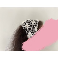Çiçek Desenli Boncuklu Bağlamalı Saç Bandana Çiçekli Toka