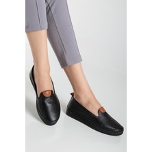 Hakiki Deri Kadın Günlük Ayakkabı Siyah Yüzlü Burun Baskılı Düz Taban