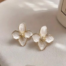 Blossom Whisper – Baharın Fısıltısı