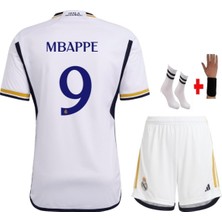 Real Madrid Mbappe 9 Numara   Beyaz 24/25 Sezon  Çocuk Alt Üst Takımı T-Shrt 4 Parça