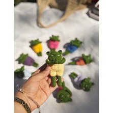 Kurbağa Amigurumi Çanta Charmı, Sarılan Kurbağa Çanta Süsü