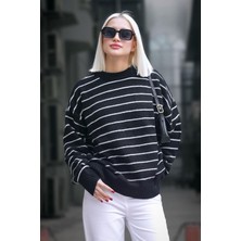 Kadın Bisiklet Yaka Çizgili Oversize Triko Kazak
