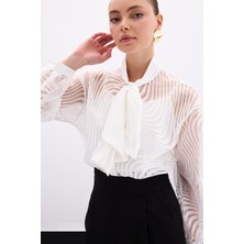 Fularlı Zebra Desenli Gömlek - Ekru