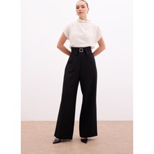 Sateen Bel Detaylı Geniş Paça Pantolon - Siyah