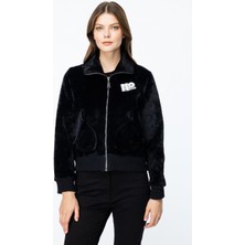 Kapak Cepli Peluş Siyah Kadın Mont 46701-2K5