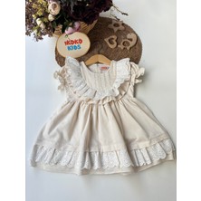 Krem-Dantel-Detaylı-Fırfırlı-Elbise