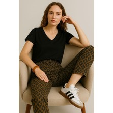 Ön ve Arka V Yaka Basic Pamuklu Tişört