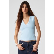Grimelange Lescosa Kadın Slim V Yaka Kolsuz Mavi Bluz