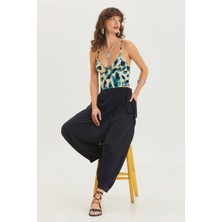Desenli V Yaka Askılı Crop Top Mavi