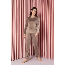 Pijama Takımı